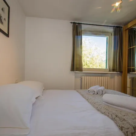 Amijean Apartment