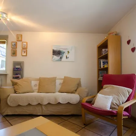 Amijean Apartment *